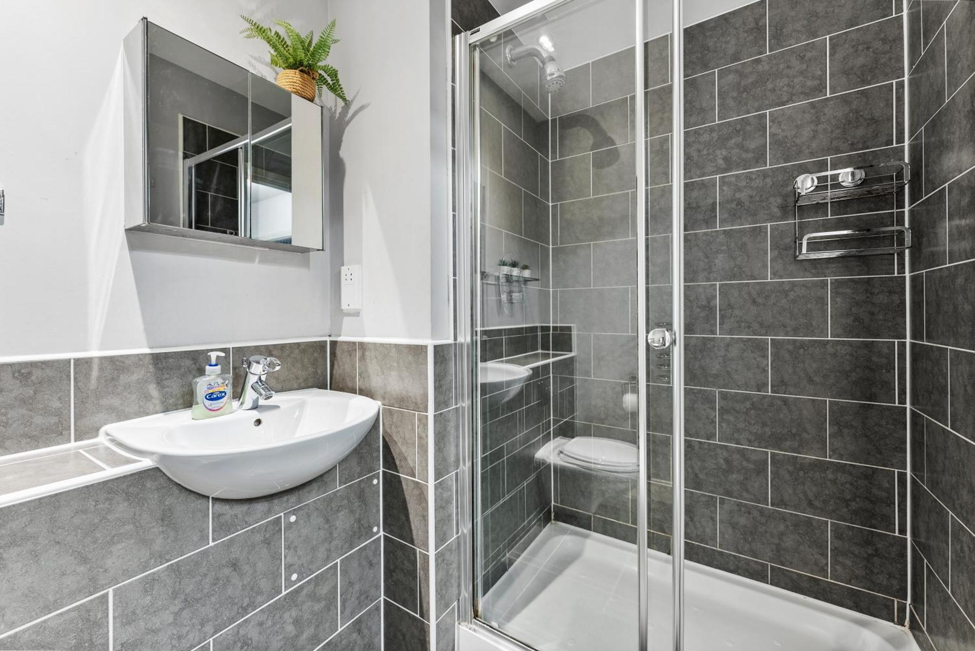 30 Percent Off! Lovely Yorkshire Duplex - Sleeps 6 - Netflix Dewsbury Exteriör bild