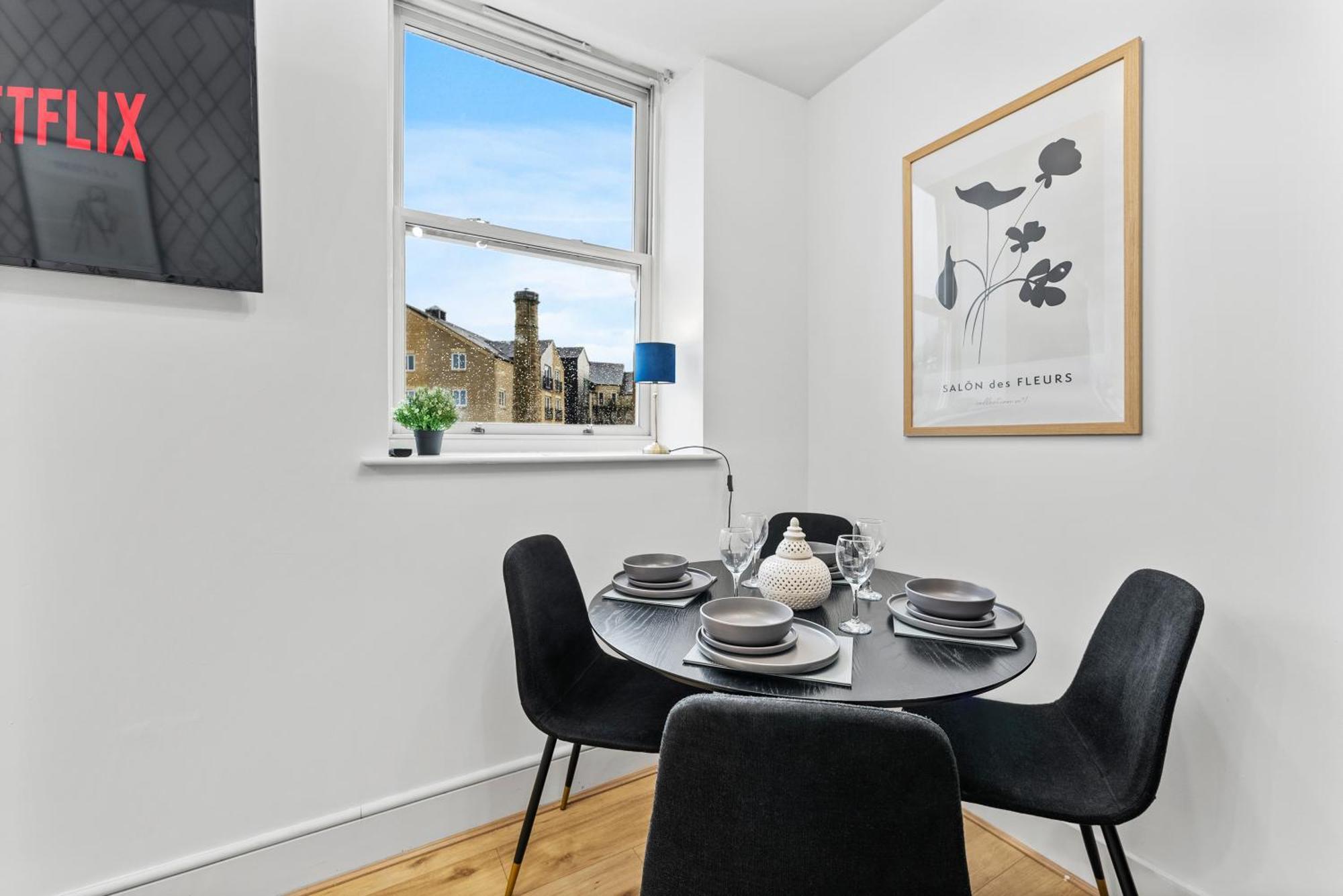 30 Percent Off! Lovely Yorkshire Duplex - Sleeps 6 - Netflix Dewsbury Exteriör bild