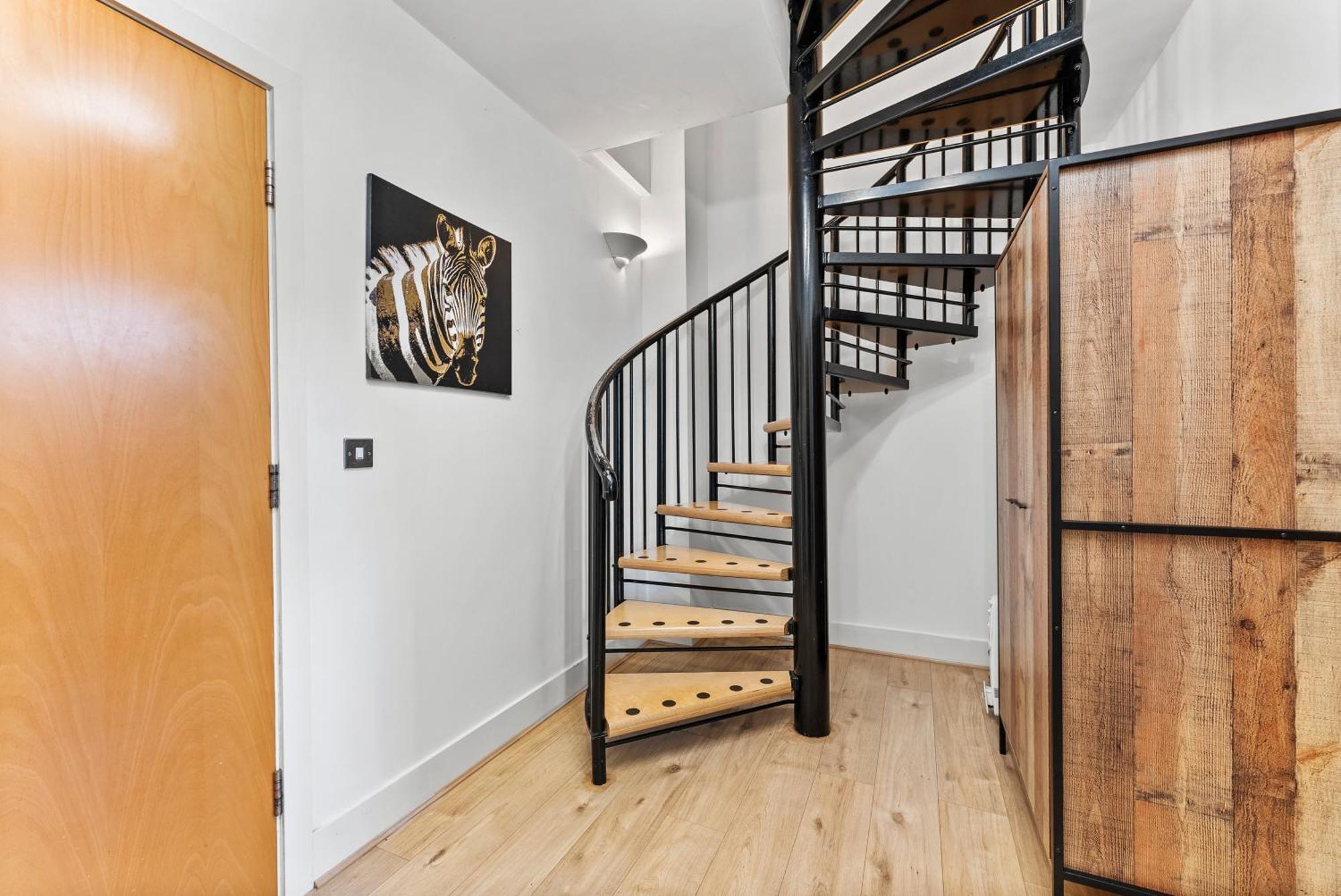 30 Percent Off! Lovely Yorkshire Duplex - Sleeps 6 - Netflix Dewsbury Exteriör bild