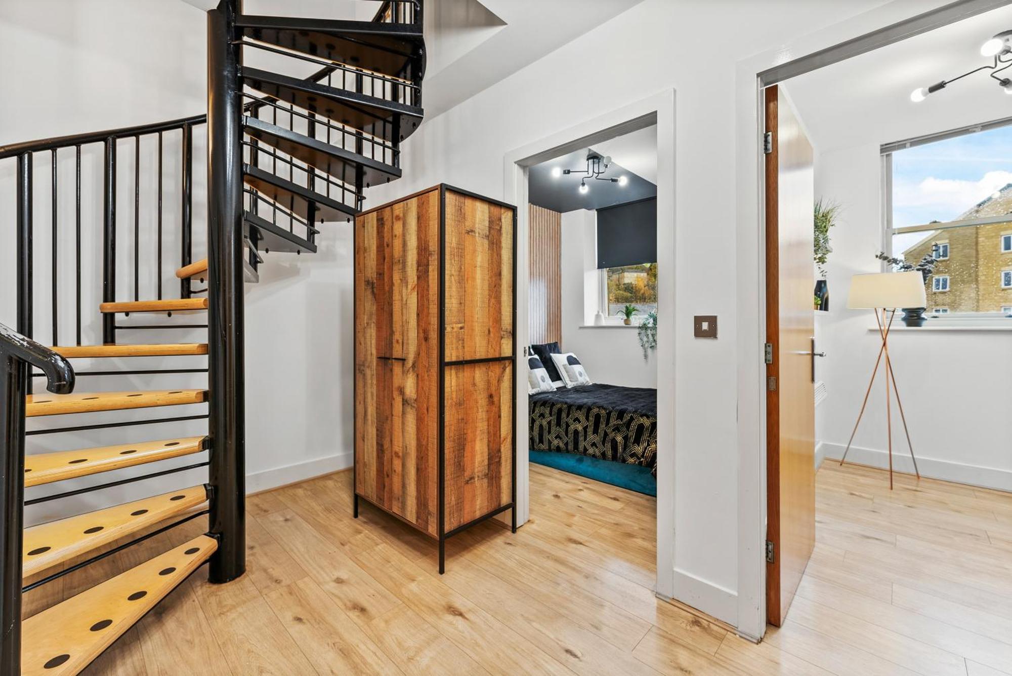 30 Percent Off! Lovely Yorkshire Duplex - Sleeps 6 - Netflix Dewsbury Exteriör bild